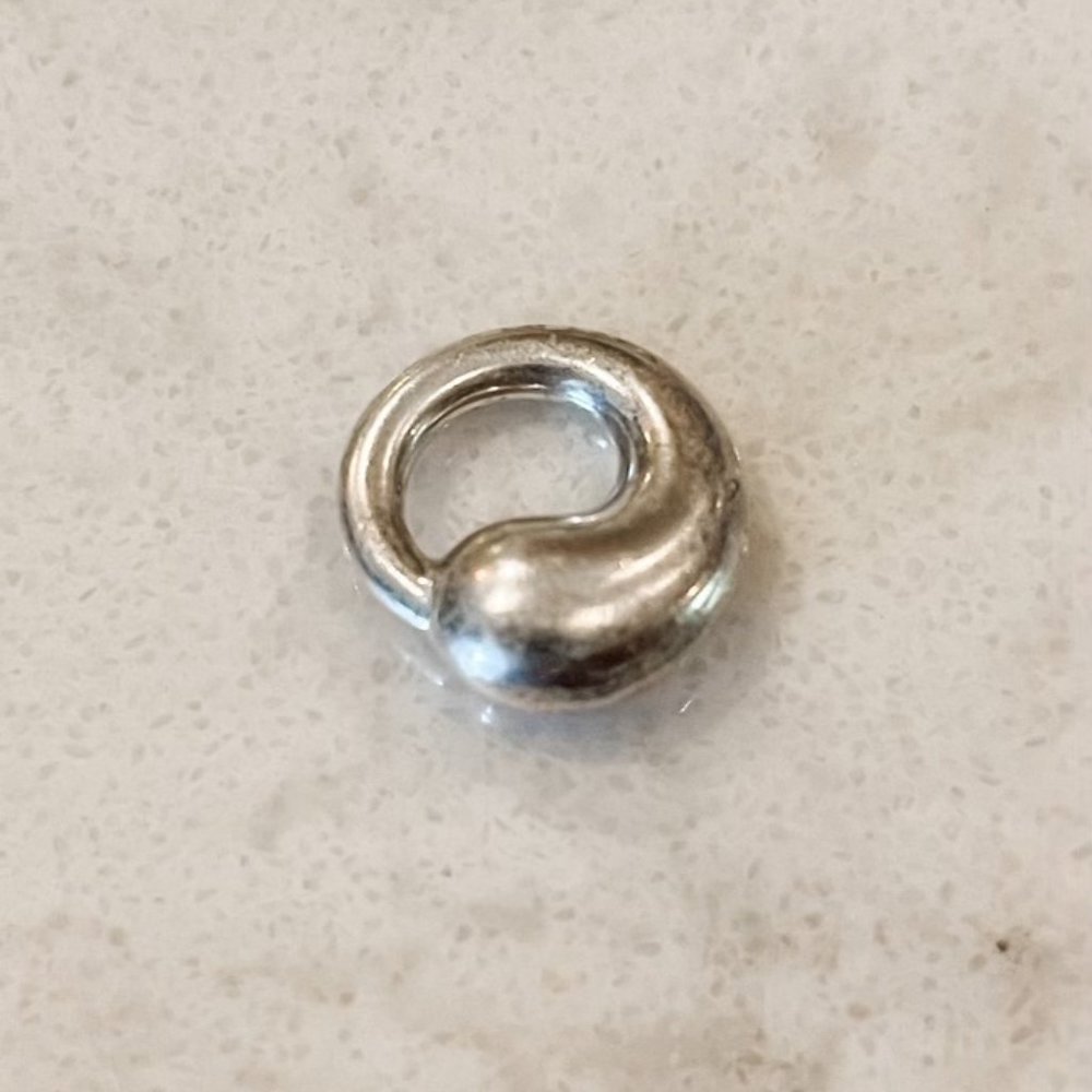 Tiffany & Co 》Elsa Peretti 》Eternal Circle Pendant